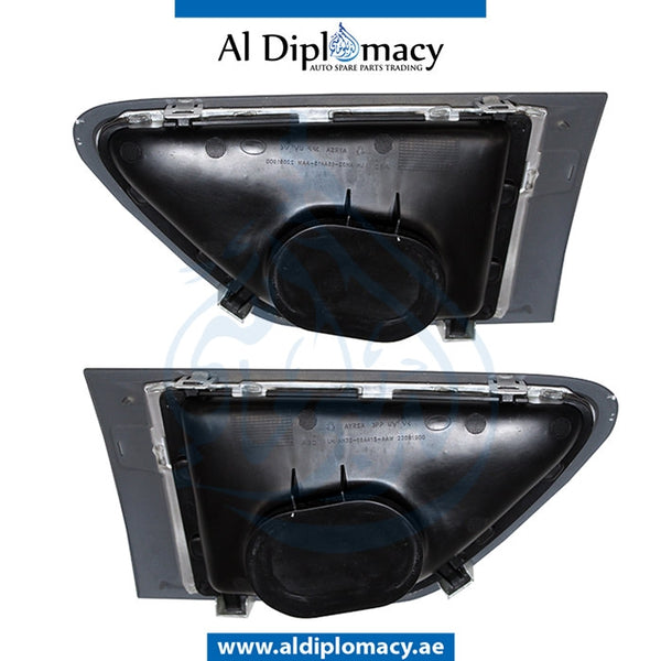 FENDER Grille, Silver, SET for Land Rover models, Part Number T-RR-SPORT FENDER GRILLE SILVER 2010- (SET)